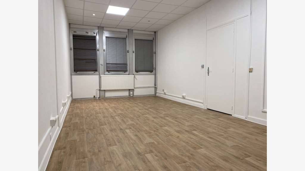 A vendre immeuble bureaux 610m²à Epinay-sur-Seine