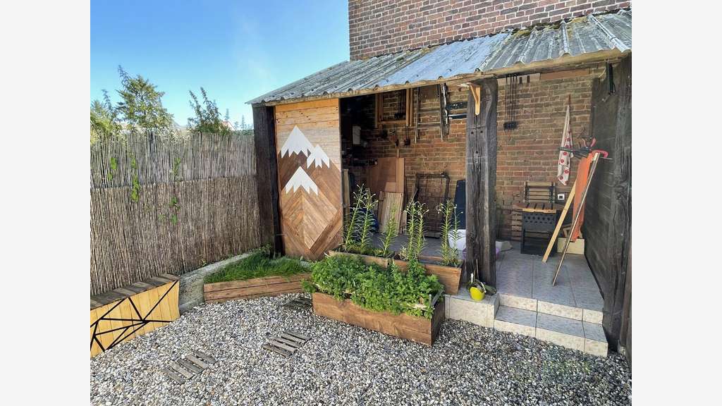 AV immeuble locatif 82m² Esquennoy proche Breteuil