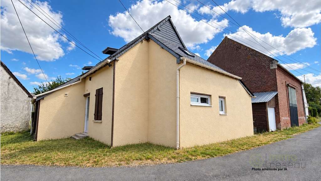 AV immeuble locatif 82m² Esquennoy proche Breteuil