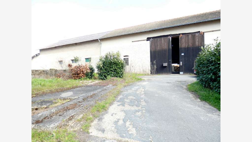 Immeuble à vendre proche de MACON (71)