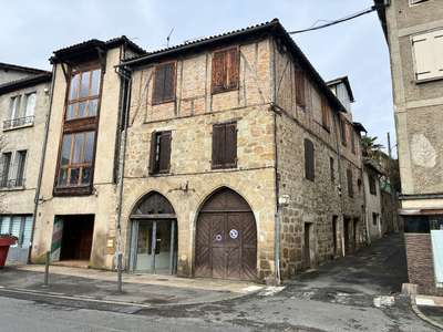 Immeuble en pierre du 18 ème siècle à Figeac