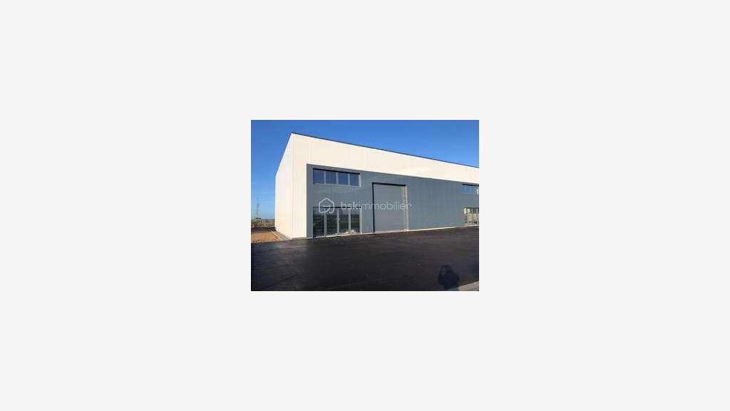 Bâtiment professionnel à vendre 272,77m² à Bayeux