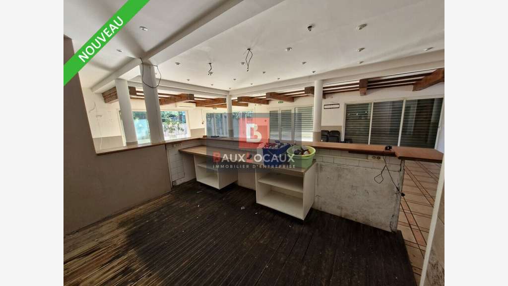 A vendre ensemble immobilier 375m² R+1 Fos sur Mer