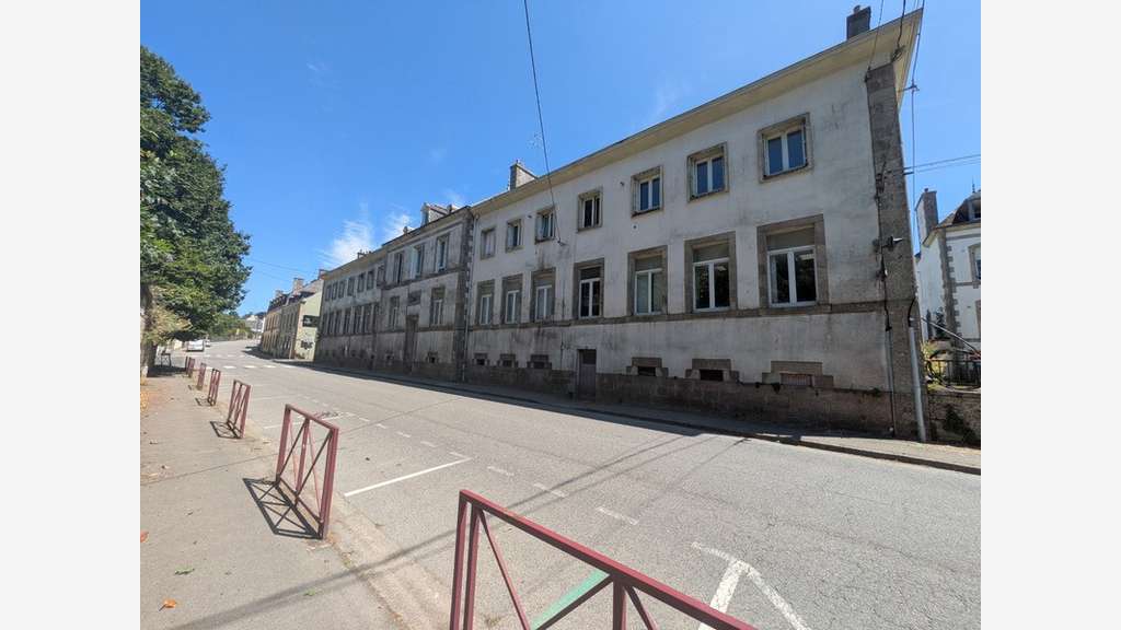 AV immeuble de rapport 600m² à Guemene sur Scorff