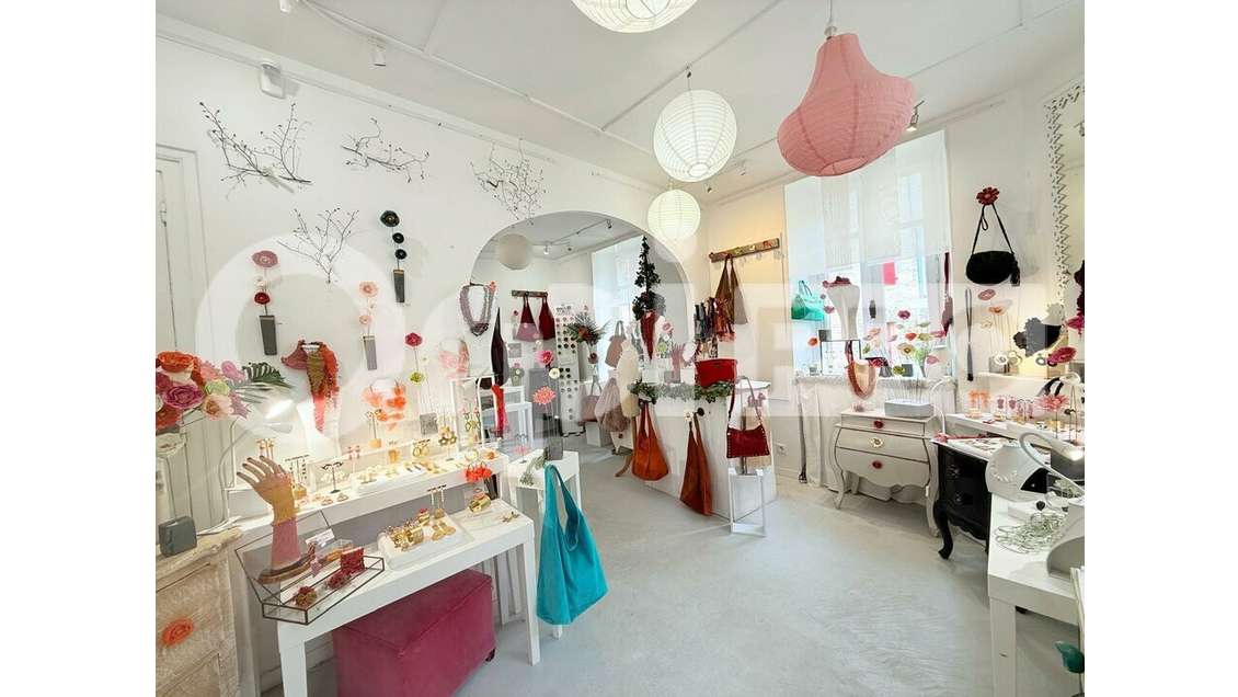 Vente immeuble mixte de 59m² à Guérande remparts