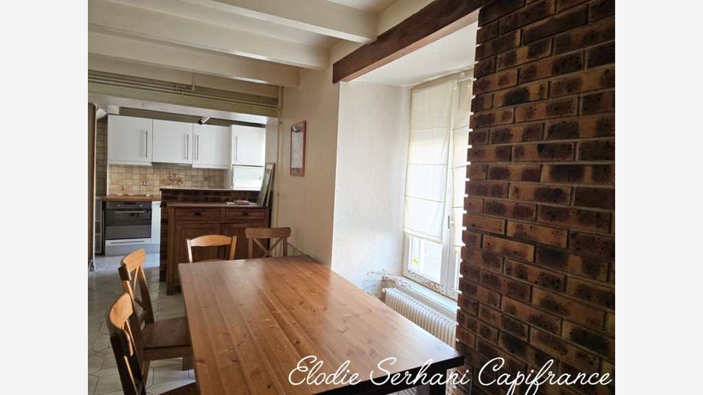 Immeuble de rapport 385m² à vendre à Colombier