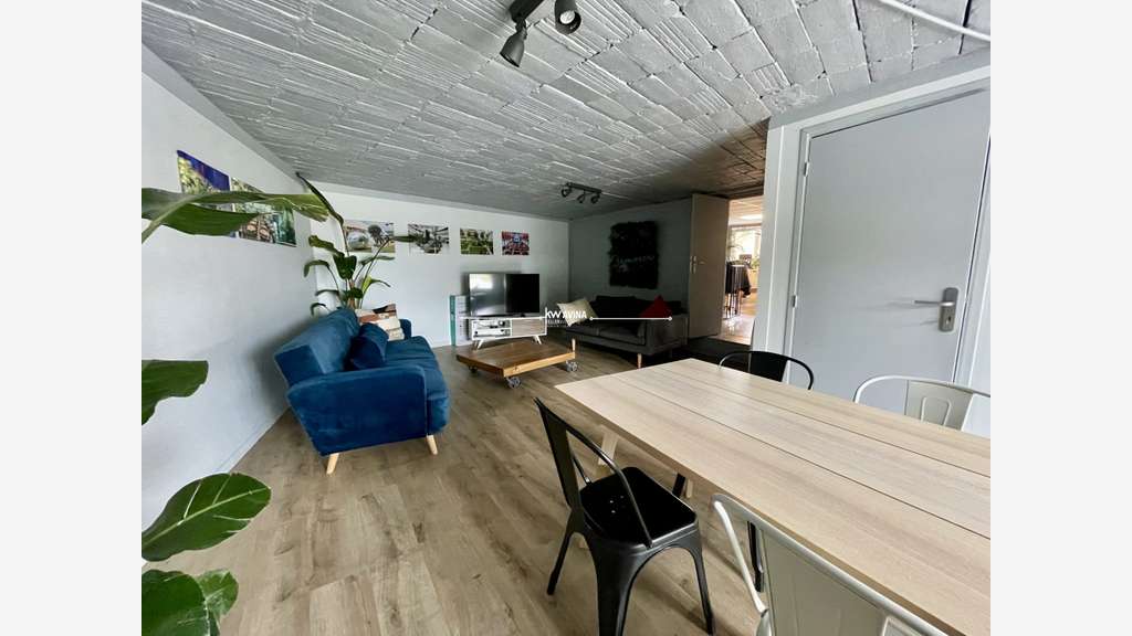 Immeuble R+1 220 m2 + 4 places de parking