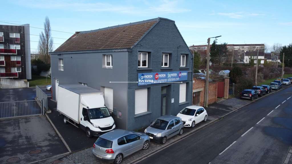 Immeuble R+1 220 m2 + 4 places de parking