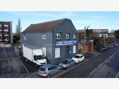Immeuble R+1 220 m2 + 4 places de parking