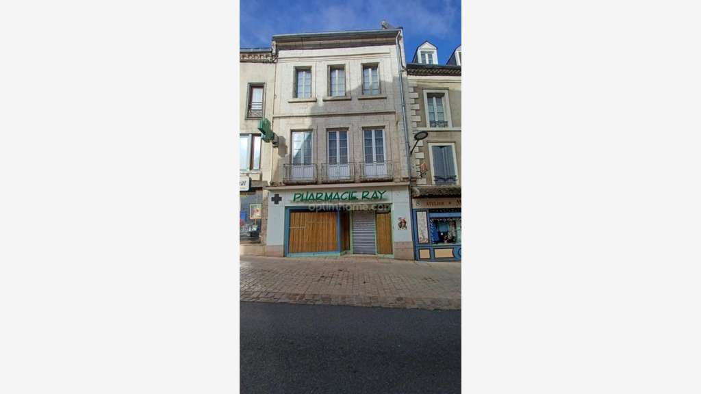 AV immeuble historique 670m² La Charité-sur-Loire