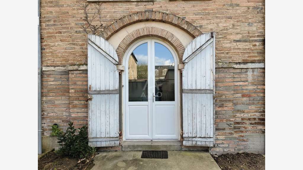 AV immeuble de rapport 321m² centre de la Flèche