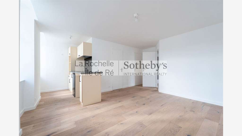 Vente immeuble de rapport de 123m² à La Rochelle