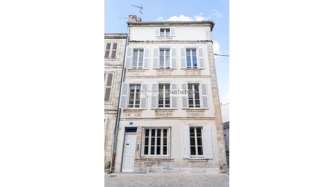 Vente immeuble de rapport de 123m² à La Rochelle