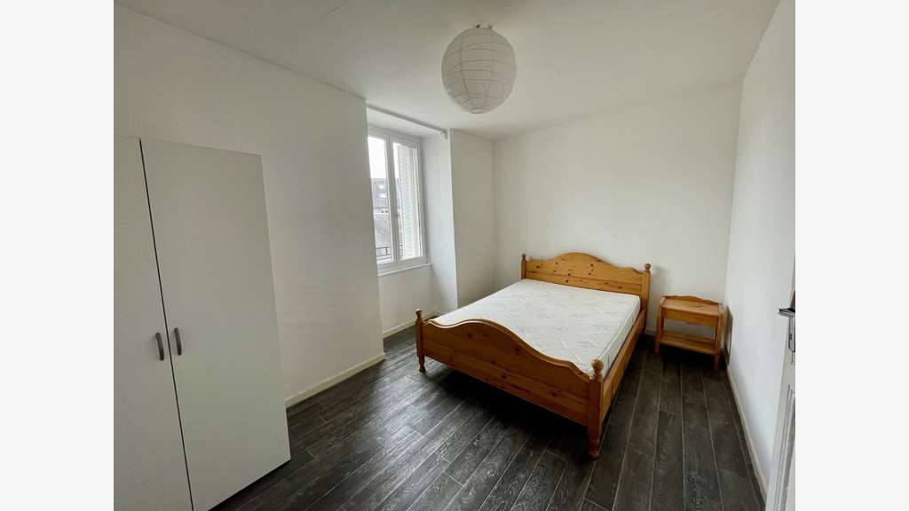 AV immeuble 125m² en centre-ville La Souterraine
