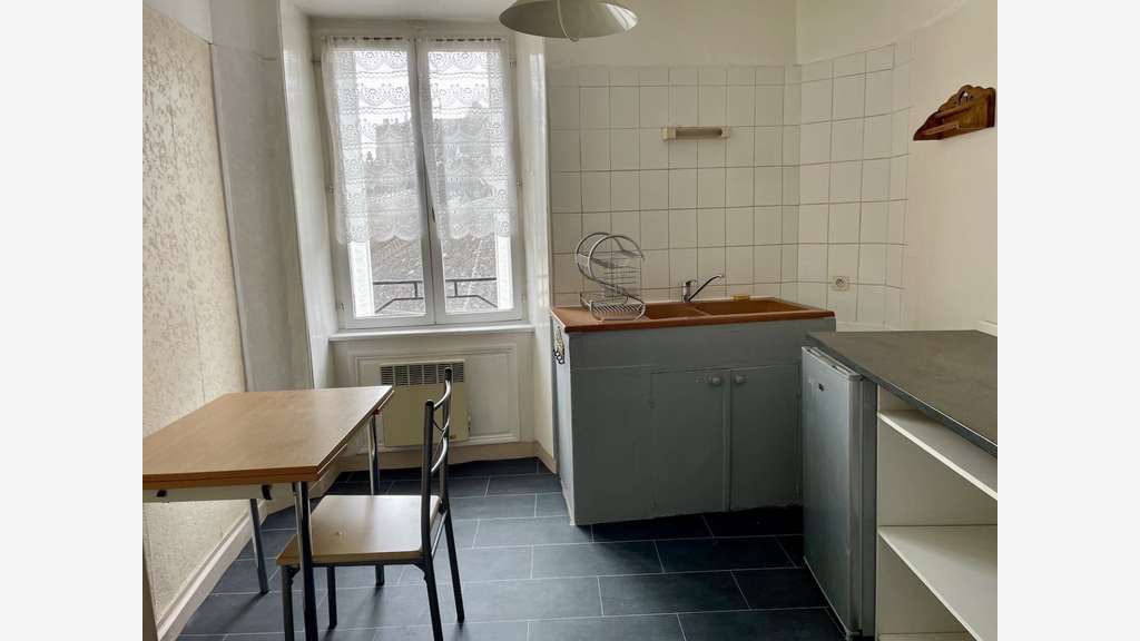 AV immeuble 125m² en centre-ville La Souterraine