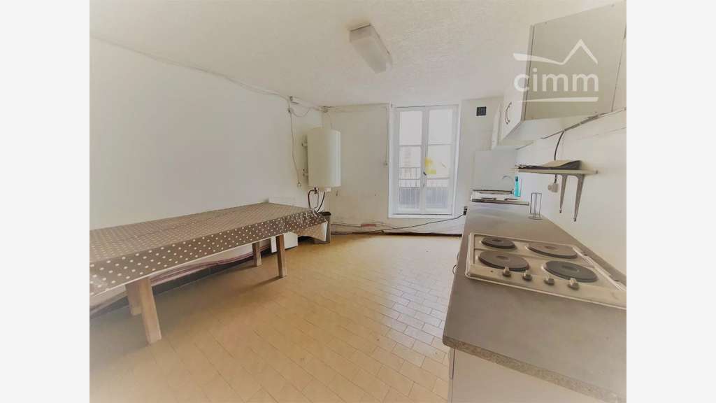 Av immeuble de 126m² au cœur de La Tour-du-Pin