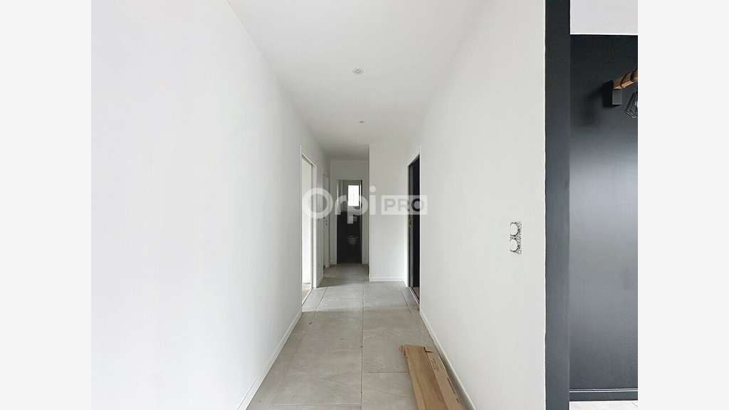 Vente bureaux 177m² zone des greffières à Lagord