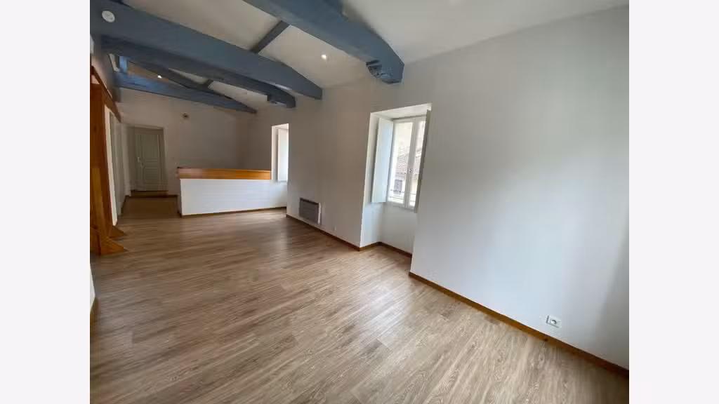 Vente immeuble en pierres à Langon centre