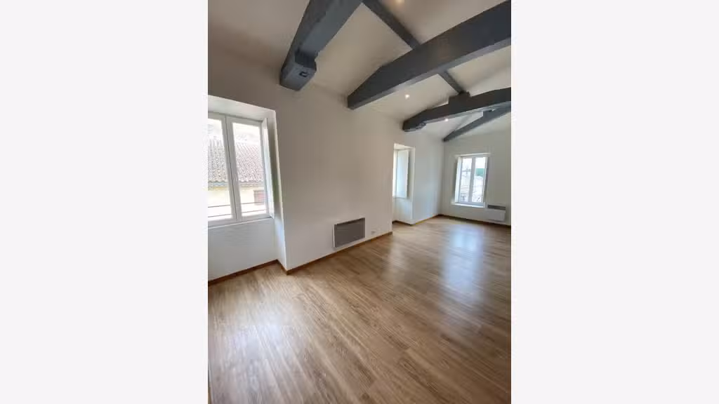 Vente immeuble en pierres à Langon centre