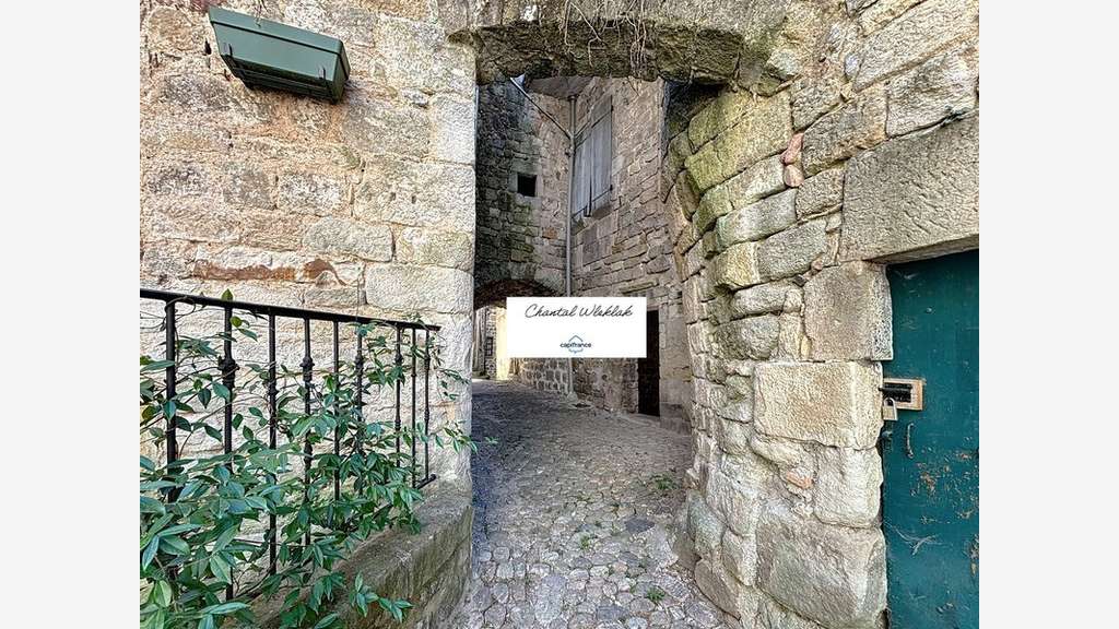 Immeuble à vendre LARGENTIERE (07) 340 m2 dont
