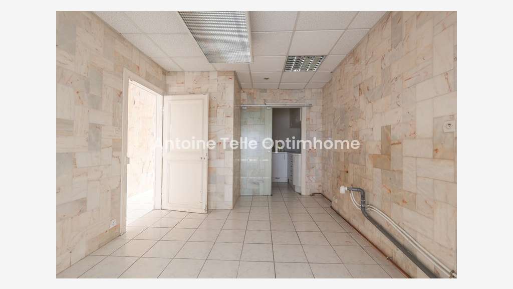 Immeuble de rapport 4 logements + places de