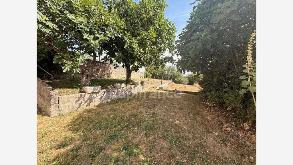 Immeuble de 241m² à vendre le Creusot (71)
