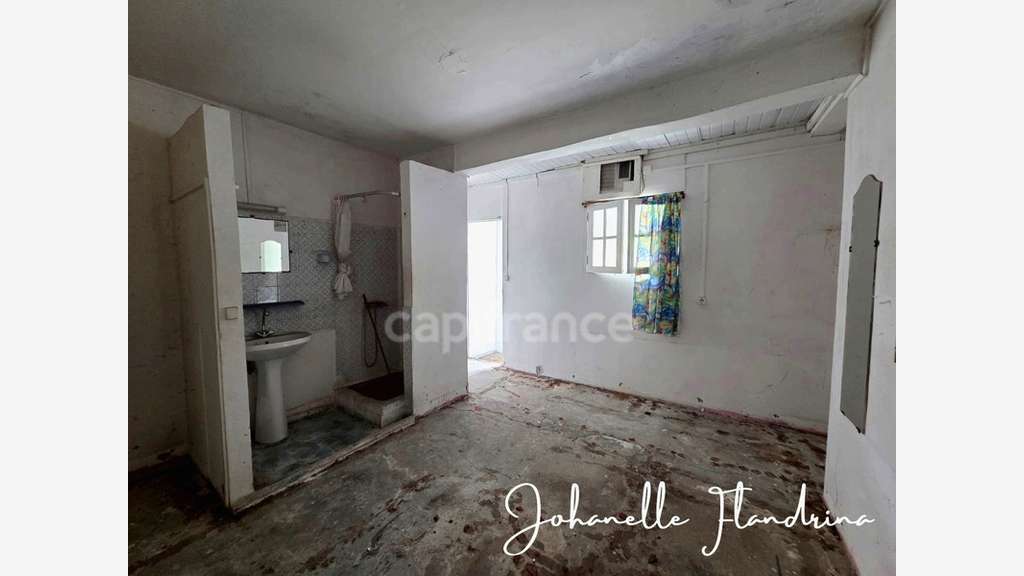 Vente hôtel de tourisme 567m² à rénover Le Gosier
