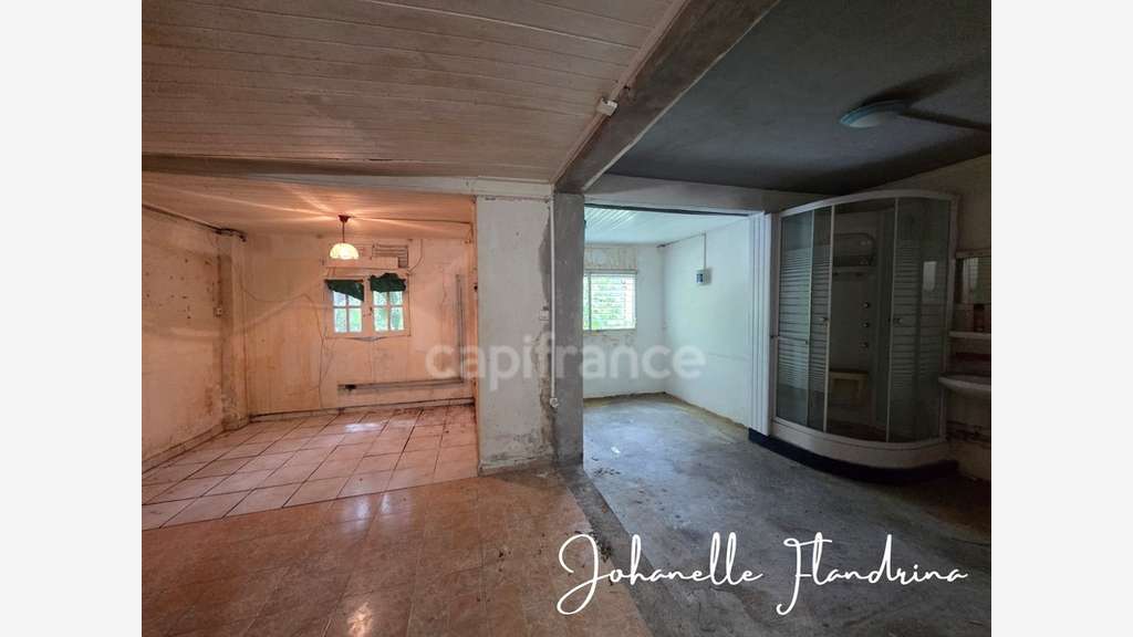 Vente hôtel de tourisme 567m² à rénover Le Gosier