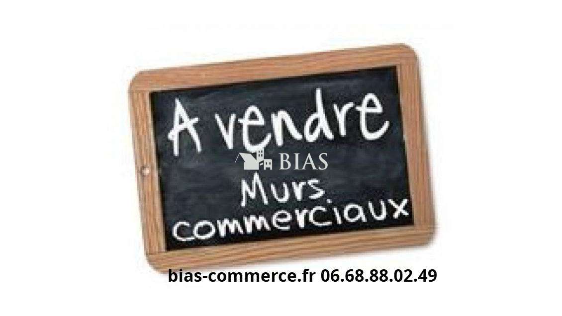 A vendre habitation F4 avec commerce alimentaire