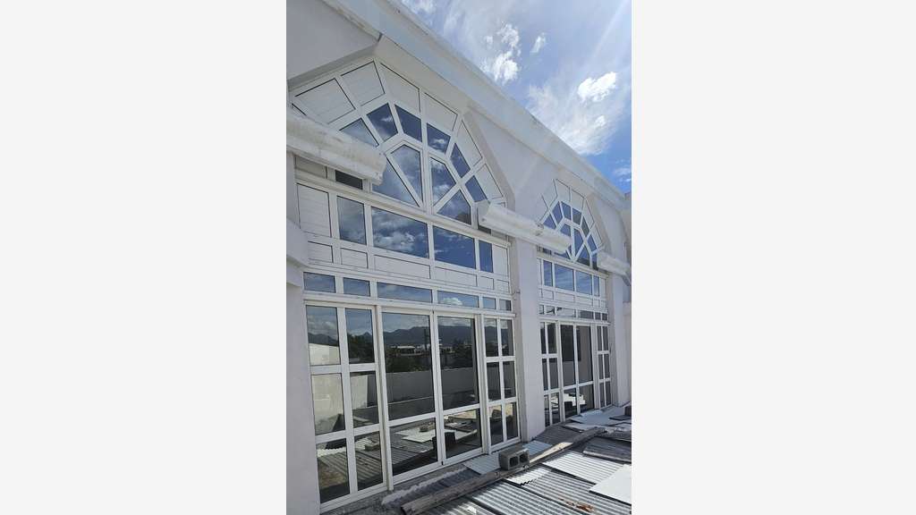 Immeuble à rénover LE PORT 252m²
