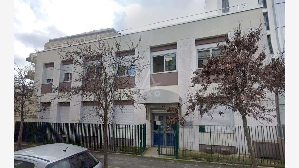 Immeuble à deux pas du métro Mairie des Lilas 