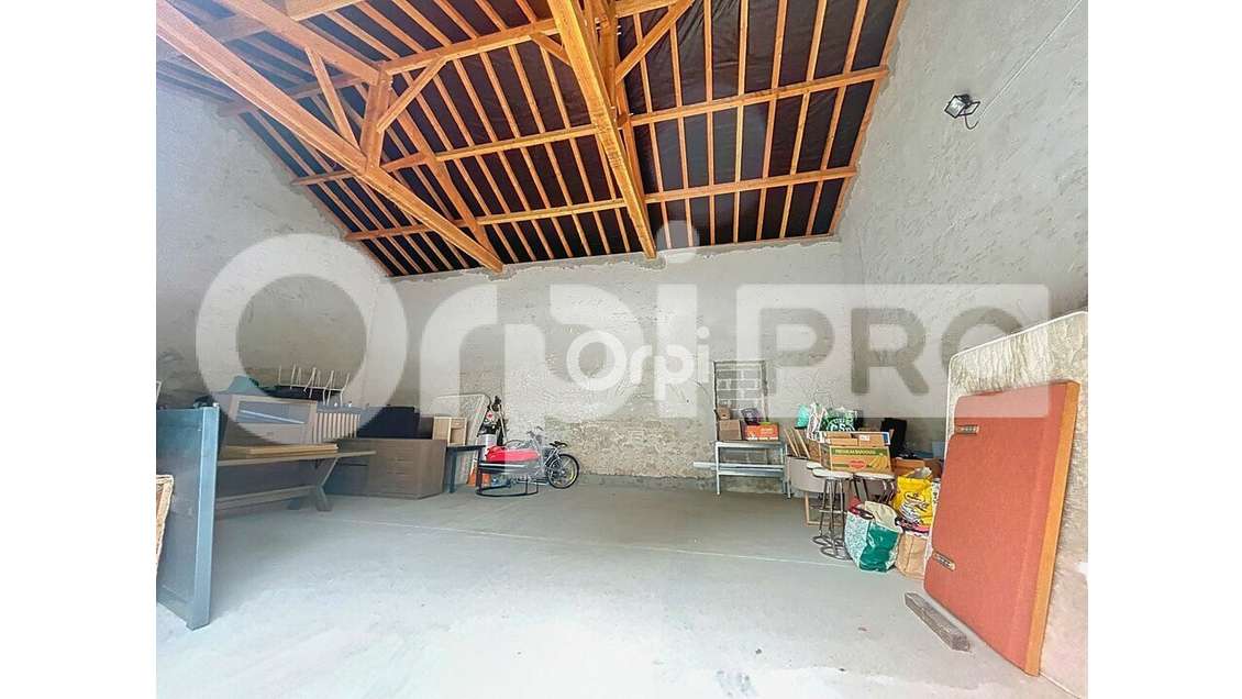 Local de stockage 89m² à vendre à Limoges 