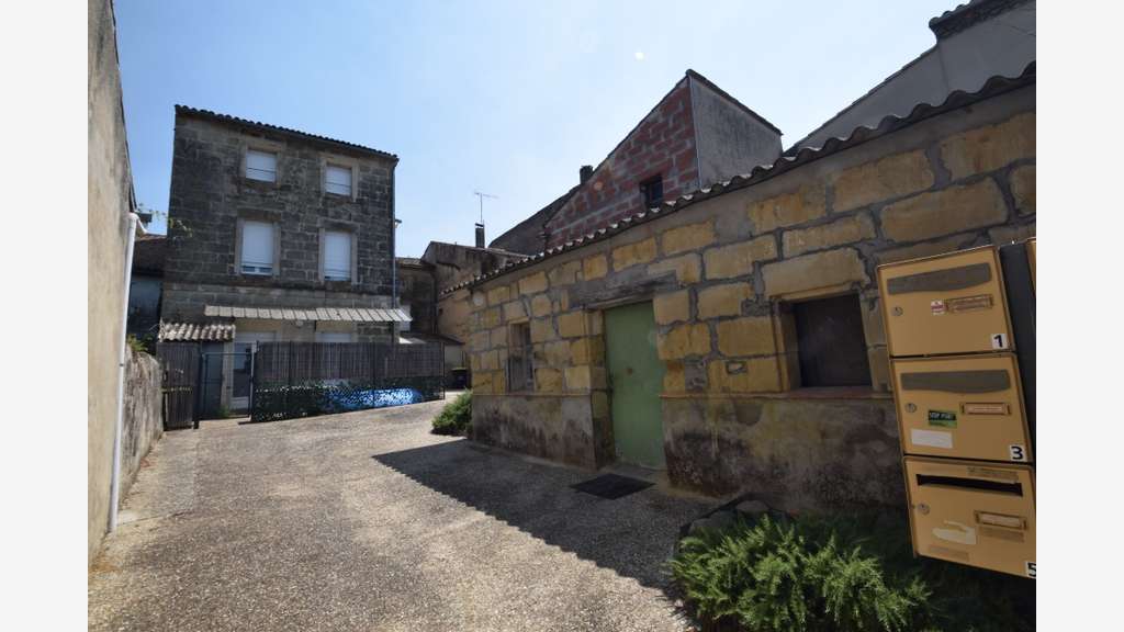 Immeuble à vendre proche de MARMANDE (47)