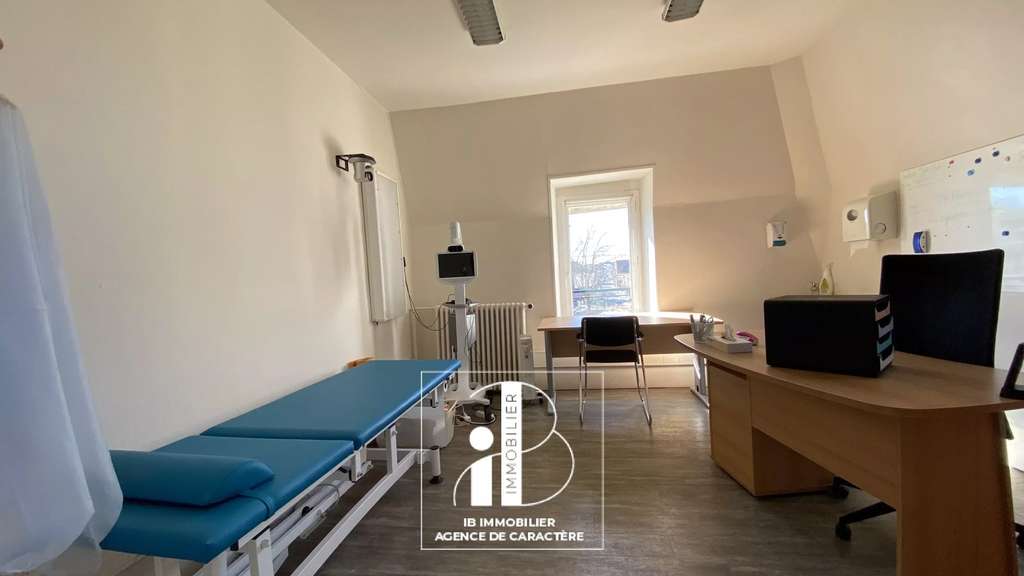 AV immeuble en toute propriete libre 402m² à Melun