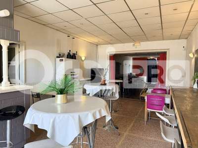 Immeuble commercial à vendre à Montluçon