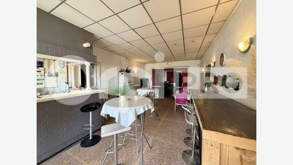 Immeuble commercial à vendre à Montluçon