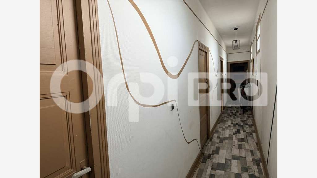 Immeuble commercial à vendre à Montluçon