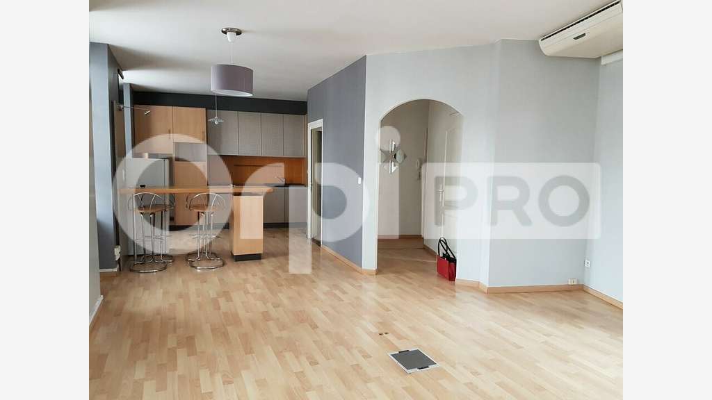 Immeuble loué à vendre empl N°1 à Montluçon