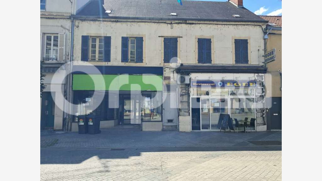 A vendre murs commerciaux de 500m² à Montluçon