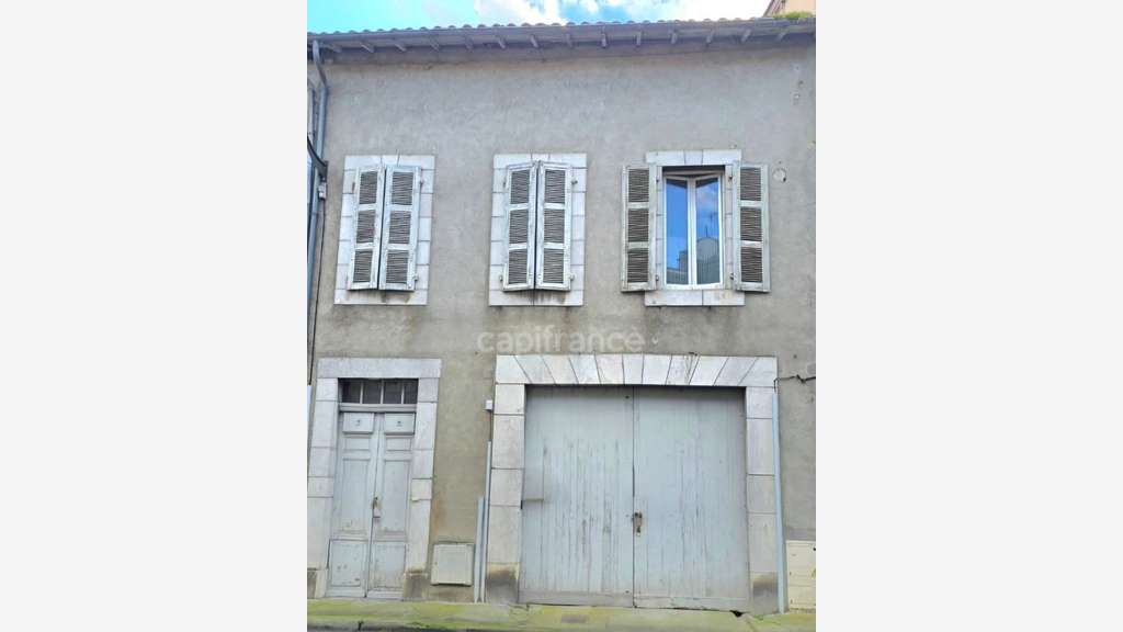 Vente immeuble de caractère mixte à Montréjeau
