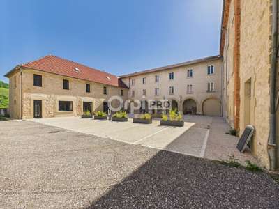 IMMEUBLE à vendre dans le 38