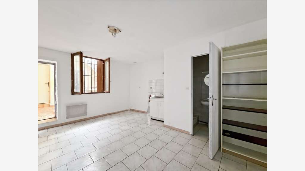 Vente immeuble de 6 appartements à Nîmes (30)