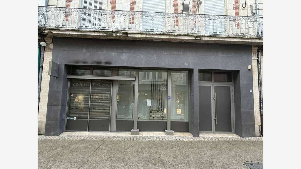 AV ensemble immobilier en hyper centre de Niort