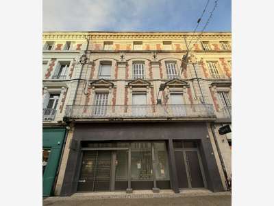 AV ensemble immobilier en hyper centre de Niort