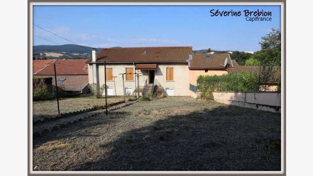 Immeuble à vendre NOIRETABLE (42), 4 