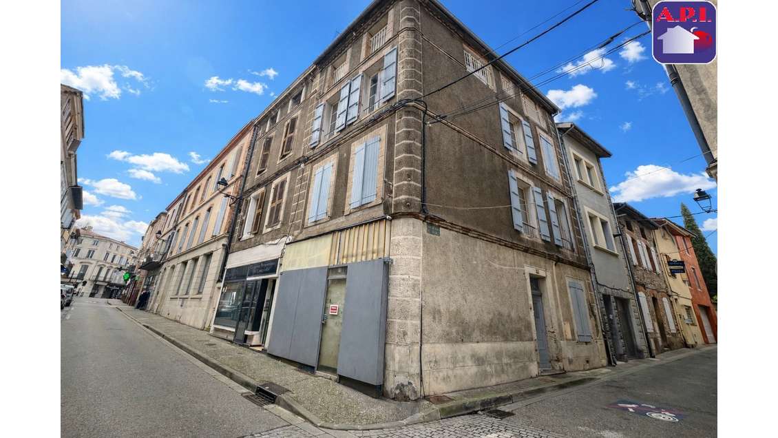 Immeuble de rapport en centre-ville de Pamiers 