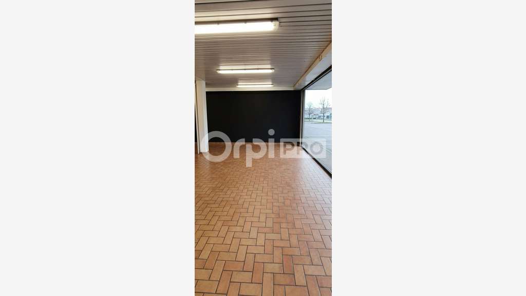 Immeuble professionnel de 400m² à vendre à Pessac
