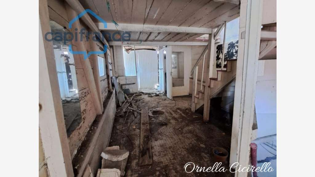 Exclu immeuble de rapport à rénover Pointe-à-Pitre