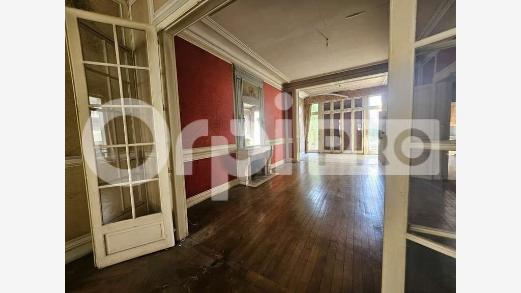 Maison de caractère 280m² à vendre Reims Bld Lundy