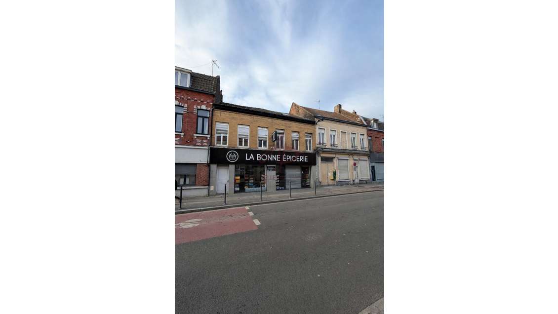ENCHERES - Immeuble - 13% renta - 500m Gare